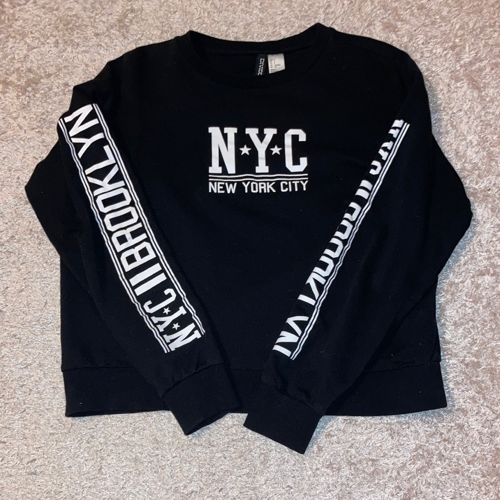 H&M NYC Top